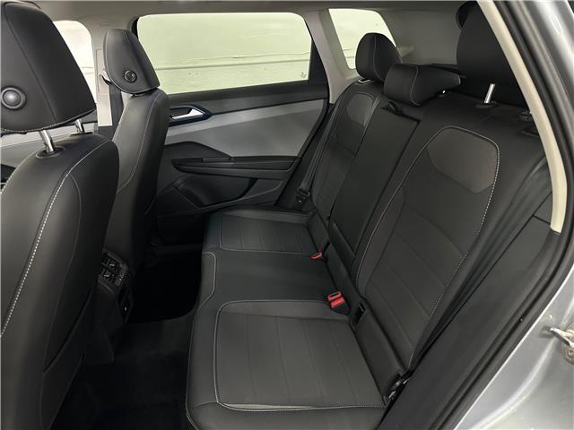 2024 Volkswagen Taos Comfortline (Stk: 43981J) in Belleville - Image 7 of 31