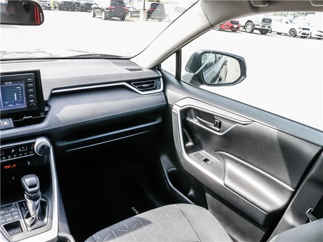 2020 Toyota RAV4 LE (Stk: 15-26016B) in London - Image 8 of 25