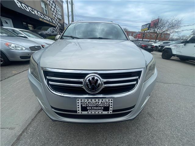 2010 Volkswagen Tiguan 2.0 TSI Highline (Stk: V508453) in Scarborough - Image 2 of 20