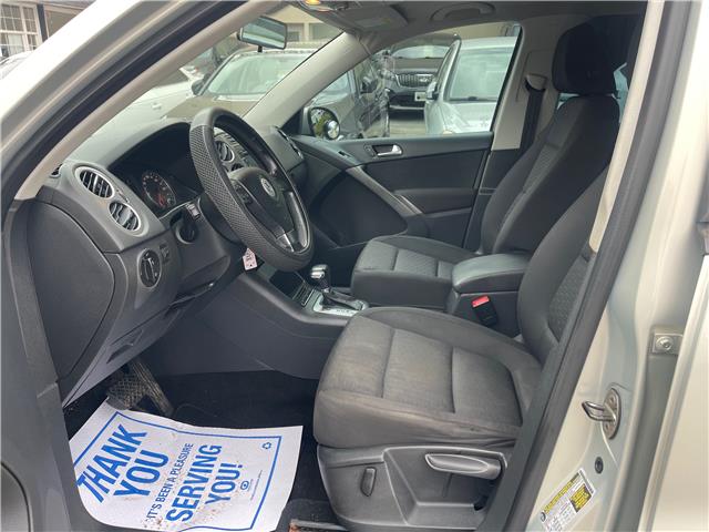 2010 Volkswagen Tiguan 2.0 TSI Highline (Stk: V508453) in Scarborough - Image 11 of 20