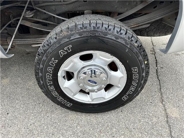 2012 Ford F-350 XLT (Stk: -) in Scarborough - Image 3 of 19