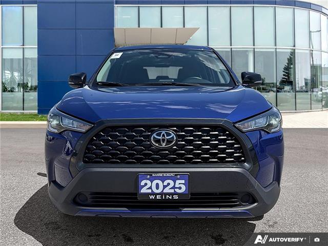 2025 Toyota Corolla Cross LE (Stk: 20U2815) in Innisfil - Image 2 of 25