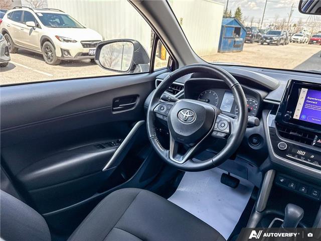 2025 Toyota Corolla Cross LE (Stk: 20U2815) in Innisfil - Image 17 of 25