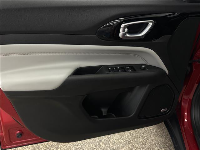 2024 Jeep Compass Limited (Stk: 43969J) in Belleville - Image 14 of 34