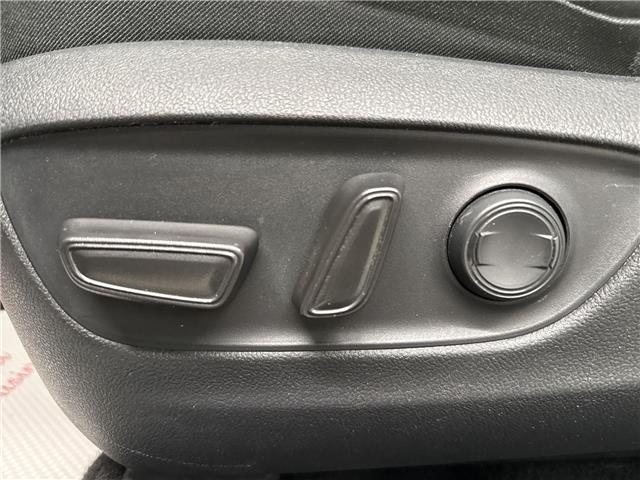 2022 Toyota RAV4 XLE (Stk: 11105943A) in Markham - Image 16 of 33