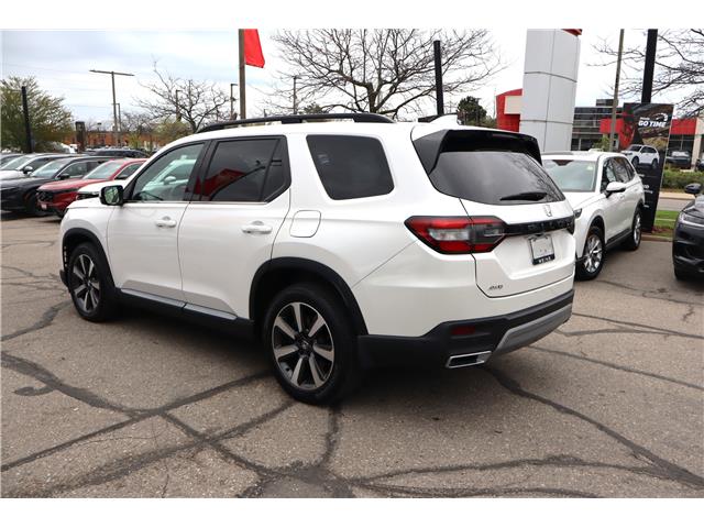 2024 Honda Pilot Touring (Stk: 2214606A) in Mississauga - Image 3 of 30 2024 Honda Pilot Touring (Stk: 2214606A) in Mississauga - Image 3 of 30