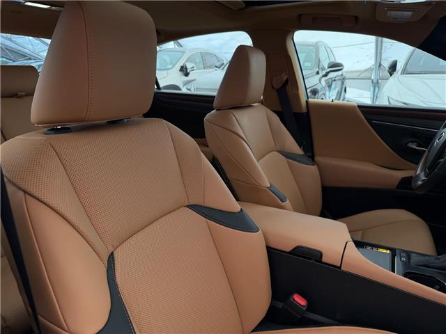 2025 Lexus ES 300h Base (Stk: 250949L) in Calgary - Image 18 of 18