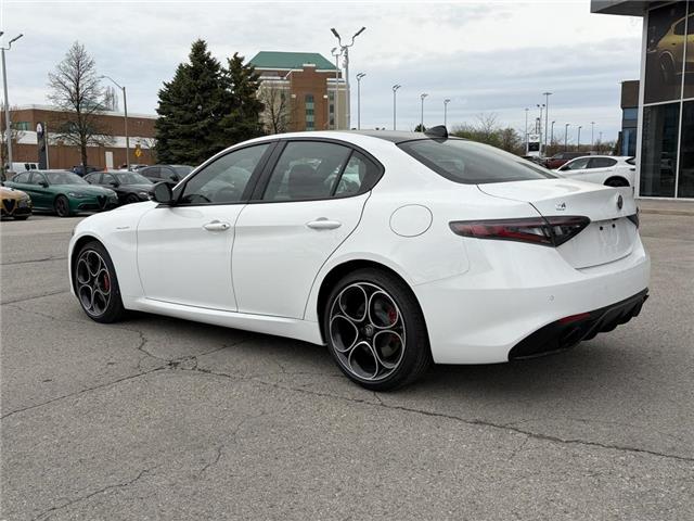 2026 Alfa Romeo Giulia Base (Stk: 922AR) in Oakville - Image 3 of 17