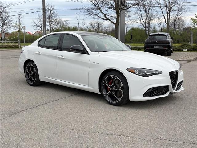 2026 Alfa Romeo Giulia Base (Stk: 922AR) in Oakville - Image 7 of 17