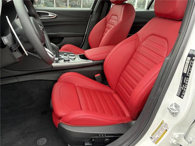 2026 Alfa Romeo Giulia Base (Stk: 922AR) in Oakville - Image 10 of 17