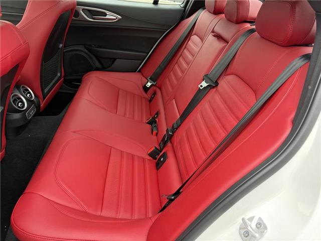 2026 Alfa Romeo Giulia Base (Stk: 922AR) in Oakville - Image 14 of 17