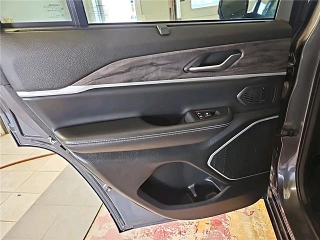 2022 Jeep Grand Cherokee 4xe Base (Stk: 755905) in Lower Sackville - Image 5 of 9