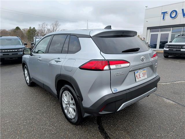2025 Toyota Corolla Cross LE (Stk: 24358) in Miramichi - Image 3 of 13