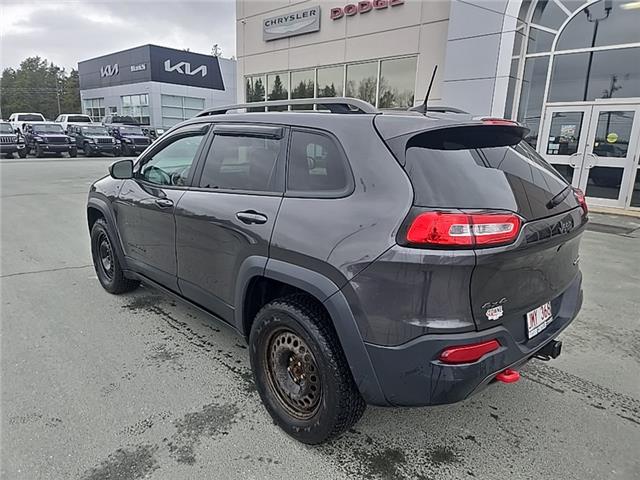2016 Jeep Cherokee Trailhawk (Stk: U2616A) in Miramichi - Image 3 of 13