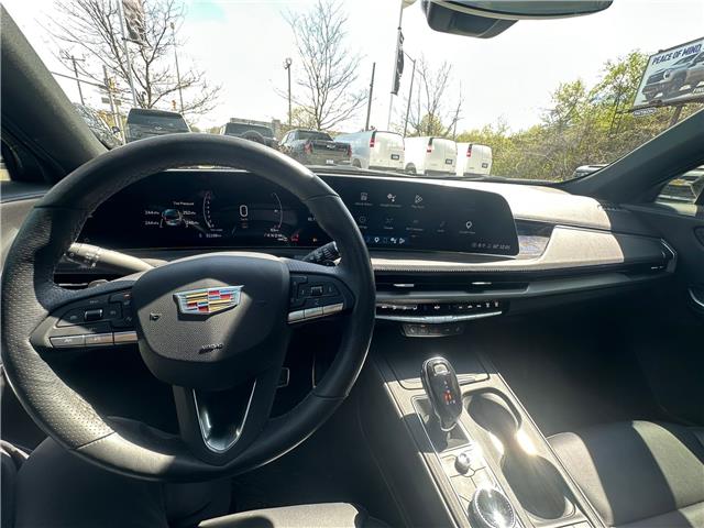 2024 Cadillac XT4 Sport (Stk: 166428) in London - Image 12 of 15
