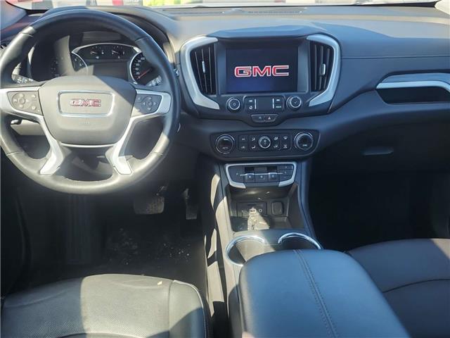 2024 GMC Terrain SLT (Stk: 44022J) in Belleville - Image 2 of 8