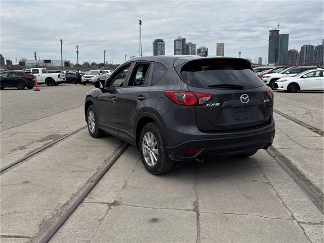 2016 Mazda CX-5 GS (Stk: 2604192) in Waterloo - Image 2 of 14