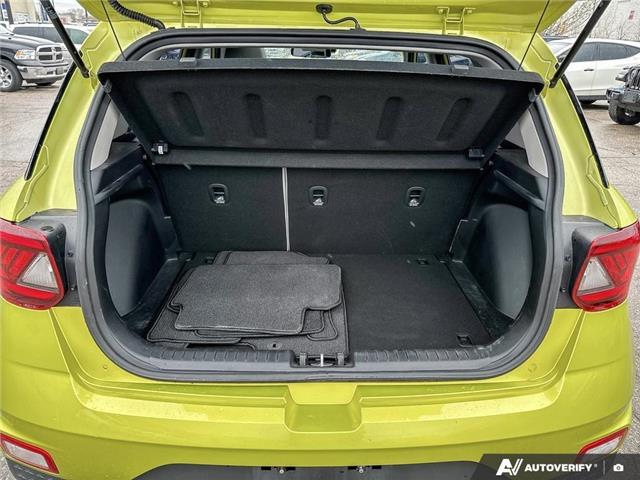 2020 Hyundai Venue Ultimate w/Grey-Lime Interior (Stk: 1096) in Kitchener - Image 11 of 24 2020 Hyundai Venue Ultimate w/Grey-Lime Interior (Stk: 1096) in Kitchener - Image 11 of 24