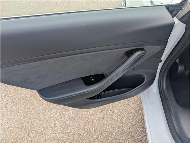 2019 Tesla Model 3 Standard Range (Stk: T-873A) in Calgary - Image 16 of 25