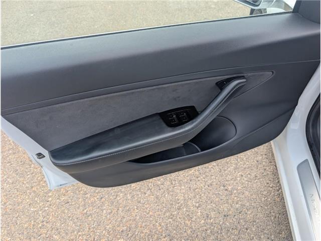 2019 Tesla Model 3 Standard Range (Stk: T-873A) in Calgary - Image 19 of 25