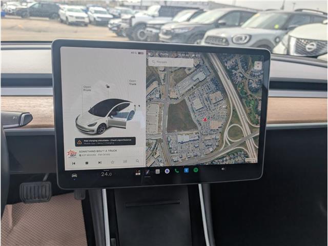 2019 Tesla Model 3 Standard Range (Stk: T-873A) in Calgary - Image 24 of 25