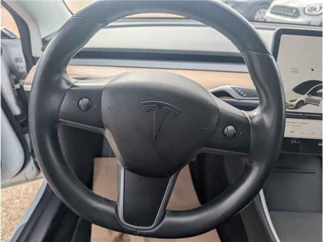 2019 Tesla Model 3 Standard Range (Stk: T-873A) in Calgary - Image 25 of 25