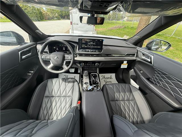 2026 Mitsubishi Outlander PHEV GT NOIR (Stk: Z612205) in North Vancouver - Image 10 of 14