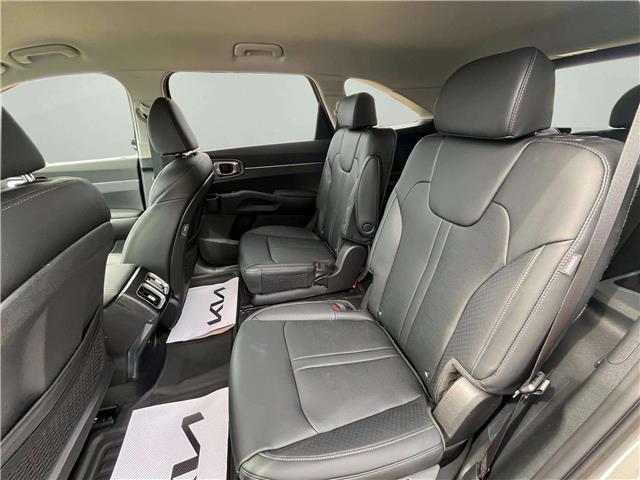 2026 Kia Sorento Plug-In Hybrid EX (Stk: SR26015) in Cold Lake - Image 11 of 28 2026 Kia Sorento Plug-In Hybrid EX (Stk: SR26015) in Cold Lake - Image 11 of 28