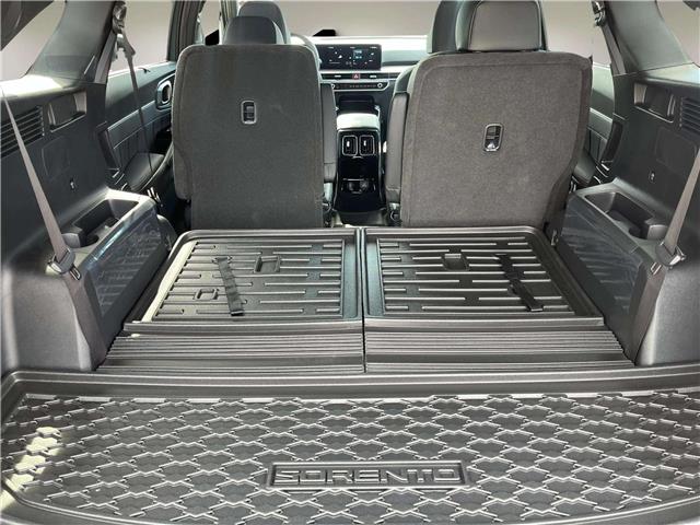 2026 Kia Sorento Hybrid SX (Stk: SR26016) in Cold Lake - Image 15 of 33 2026 Kia Sorento Hybrid SX (Stk: SR26016) in Cold Lake - Image 15 of 33