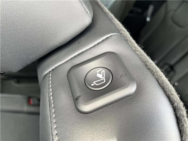 2026 Kia Sorento Plug-In Hybrid EX (Stk: SR26015) in Cold Lake - Image 13 of 28 2026 Kia Sorento Plug-In Hybrid EX (Stk: SR26015) in Cold Lake - Image 13 of 28