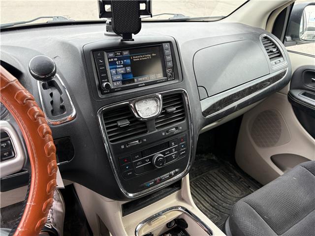 2014 Chrysler Town & Country Touring (Stk: P7393XZ) in Oakville - Image 17 of 19