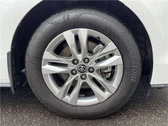 2025 Toyota Sienna Limited 7-Passenger (Stk: 12108320A) in Concord - Image 15 of 50