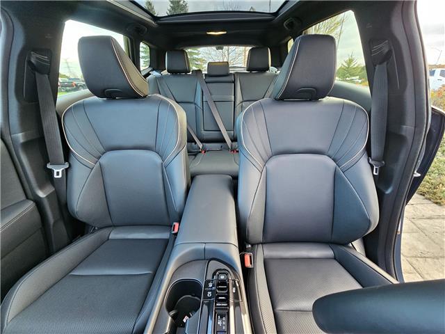 2025 Toyota Crown Signia Limited (Stk: P3825) in Bowmanville - Image 14 of 29