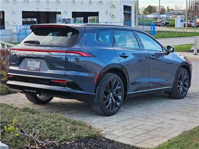 2025 Toyota Crown Signia Limited in Bowmanville - Image 6 of 29