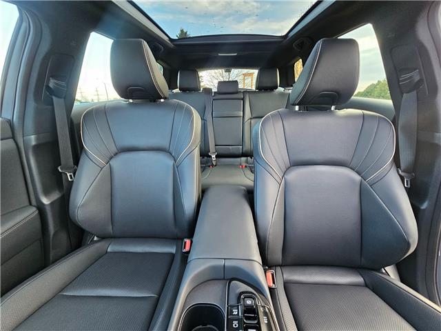 2025 Toyota Crown Signia Limited in Bowmanville - Image 14 of 29