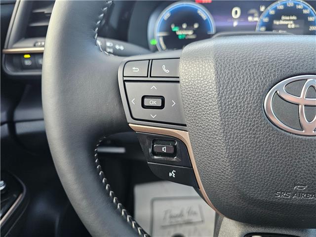 2025 Toyota Crown Signia Limited in Bowmanville - Image 22 of 29