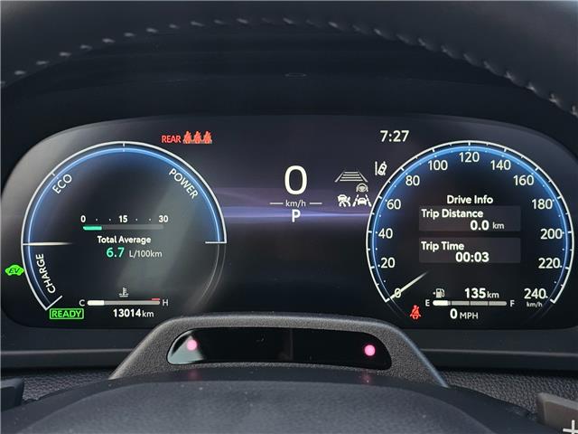 2025 Toyota Crown Signia Limited in Bowmanville - Image 24 of 29