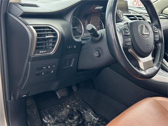 2015 Lexus NX 200t Base (Stk: 4928) in KITCHENER - Image 8 of 17 2015 Lexus NX 200t Base (Stk: 4928) in KITCHENER - Image 8 of 17