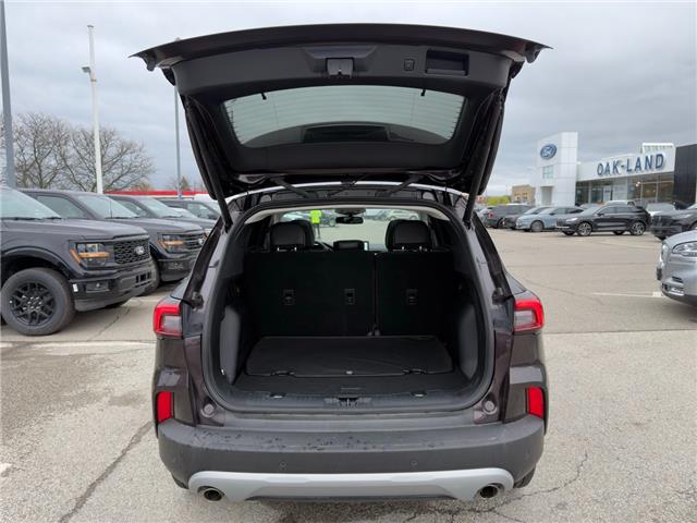 2023 Ford Escape Platinum (Stk: P7403) in Oakville - Image 12 of 28