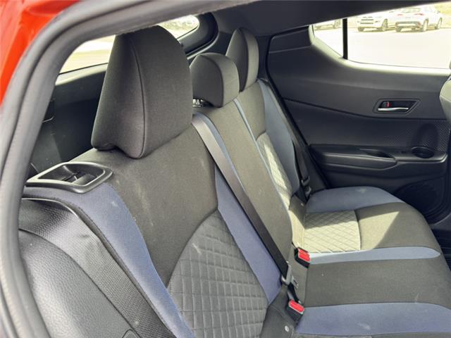 2021 Toyota C-HR XLE Premium (Stk: 1099681W) in Cranbrook - Image 12 of 18