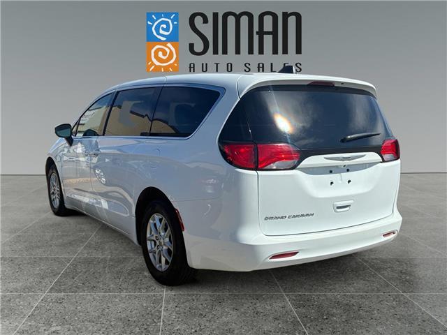 2021 Chrysler Grand Caravan SXT (Stk: P3387) in Regina - Image 3 of 19 2021 Chrysler Grand Caravan SXT (Stk: P3387) in Regina - Image 3 of 19