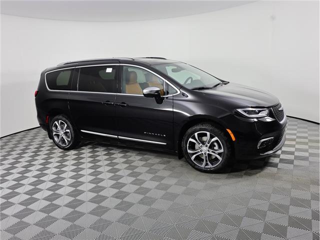 2026 Chrysler Pacifica Pinnacle (Stk: 26T200) in Calgary - Image 5 of 20