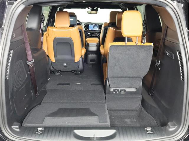 2026 Chrysler Pacifica Pinnacle (Stk: 26T200) in Calgary - Image 8 of 20