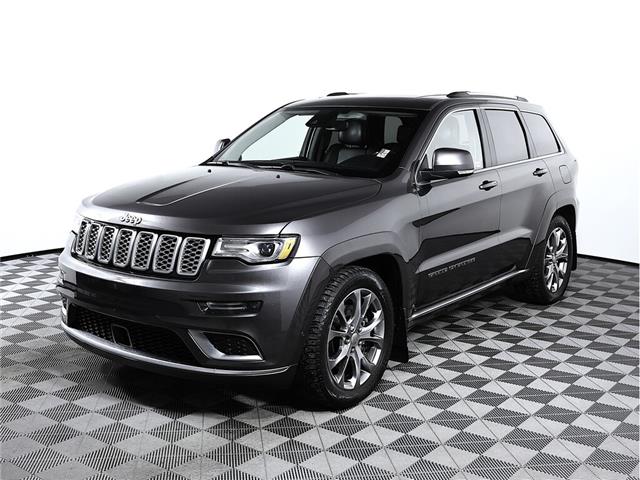 2021 Jeep Grand Cherokee Summit (Stk: B21040) in Calgary - Image 1 of 23