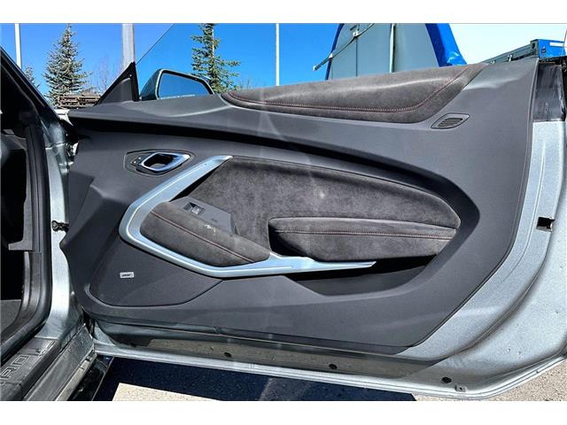 2023 Chevrolet Camaro ZL1 (Stk: 19103U) in Calgary - Image 18 of 32
