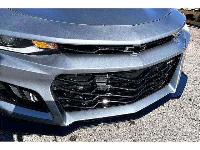 2023 Chevrolet Camaro ZL1 (Stk: 19103U) in Calgary - Image 27 of 32