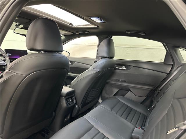 2024 Kia Forte GT-Line (Stk: 43984J) in Belleville - Image 7 of 28