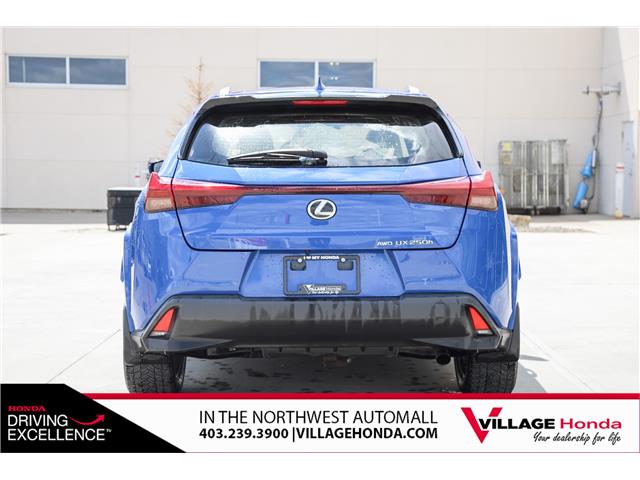 2024 Lexus UX 250h Base (Stk: B9118) in Calgary - Image 7 of 8 2024 Lexus UX 250h Base (Stk: B9118) in Calgary - Image 7 of 8