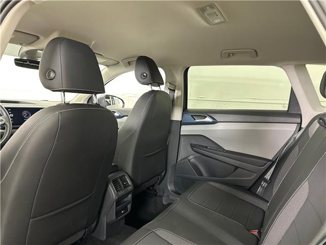 2024 Volkswagen Taos Comfortline (Stk: 43967J) in Belleville - Image 8 of 31