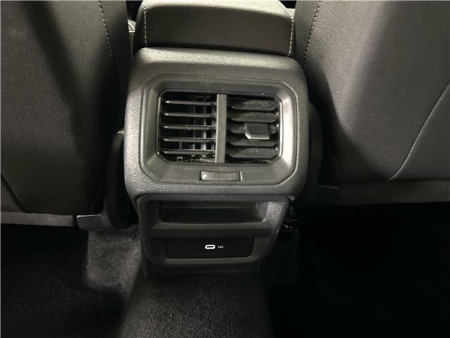 2024 Volkswagen Taos Comfortline (Stk: 43967J) in Belleville - Image 9 of 31